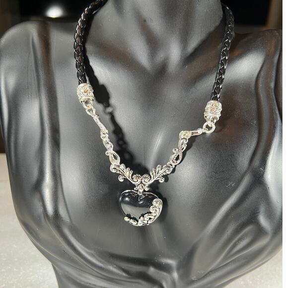 Retro Black Dark Witchy Goth Dark Heart Scroll Necklace Set Deadstock NEW NWT - Picture 9 of 16